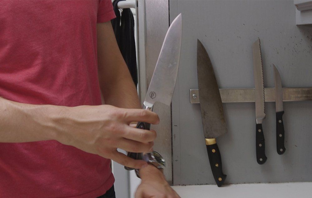 The Only Four Knives You Need In Your Kitchen