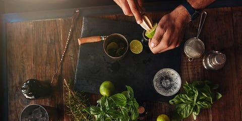 20 Gift Ideas for the Dude With a Home Bar