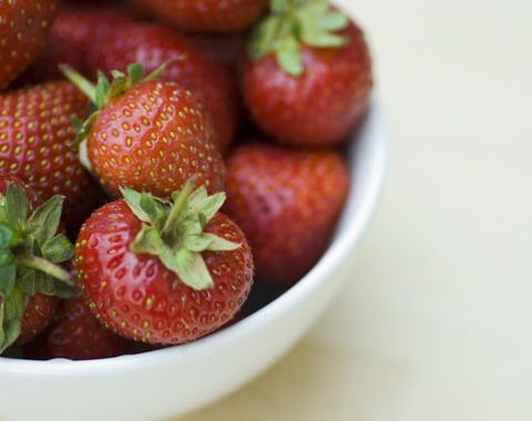 ripe-strawberry-smoothie.jpg