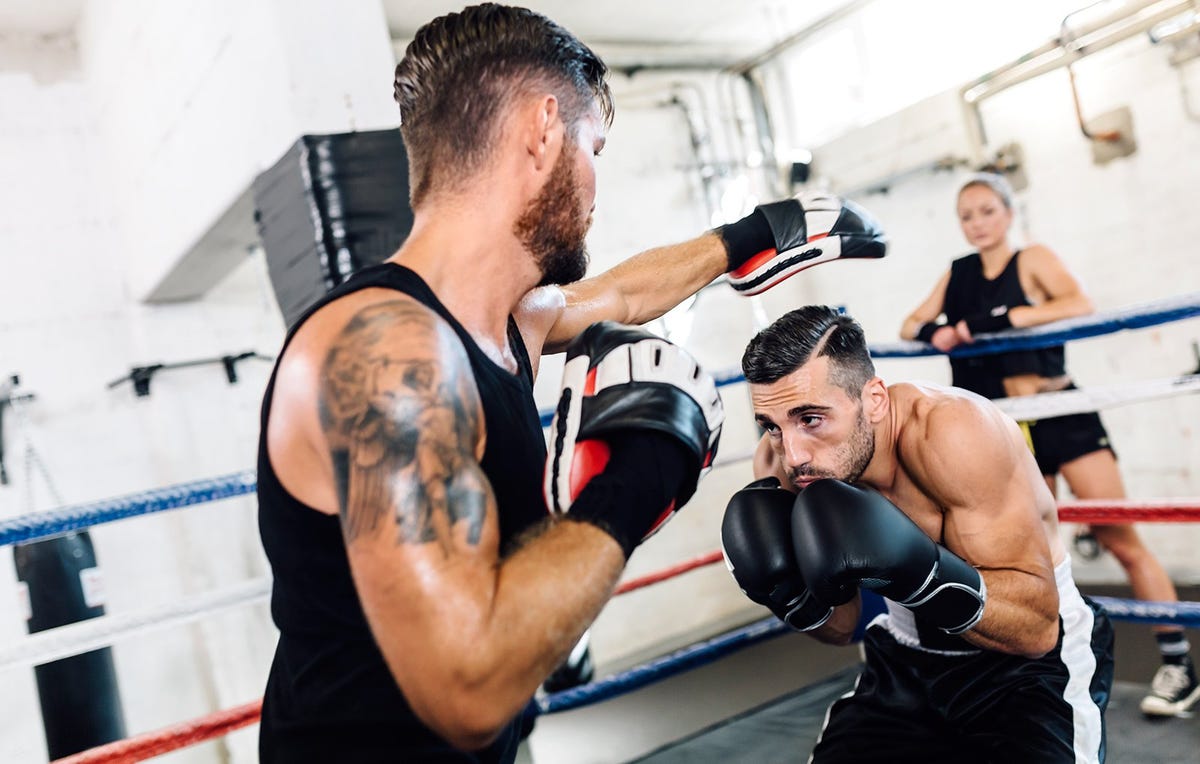 6 Group Workout Classes That Beat Hitting The Gym Alone Men S Health