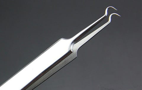 These Tweezers Are One Of The Safest And Easiest Ways To Remove Blackhead Removing Tweezers