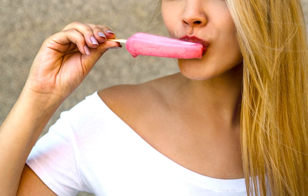 ​8 Women Reveal Why They Actually Like Giving Oral Sex