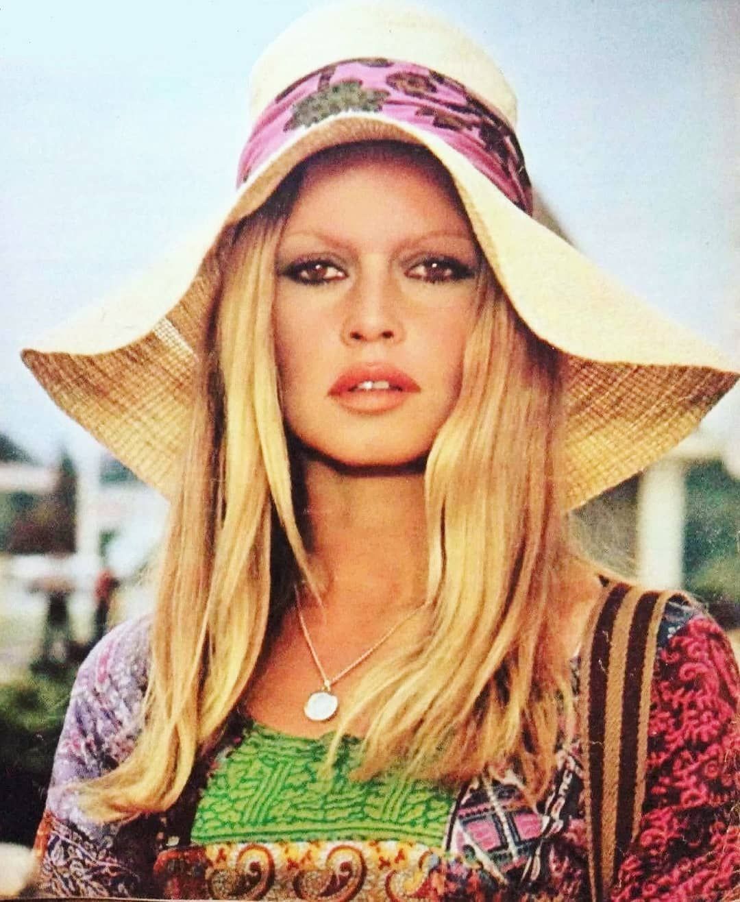 Brigitte Bardot French Fashion Style Cues From Eternal Trendsetter Brigitte Bardot