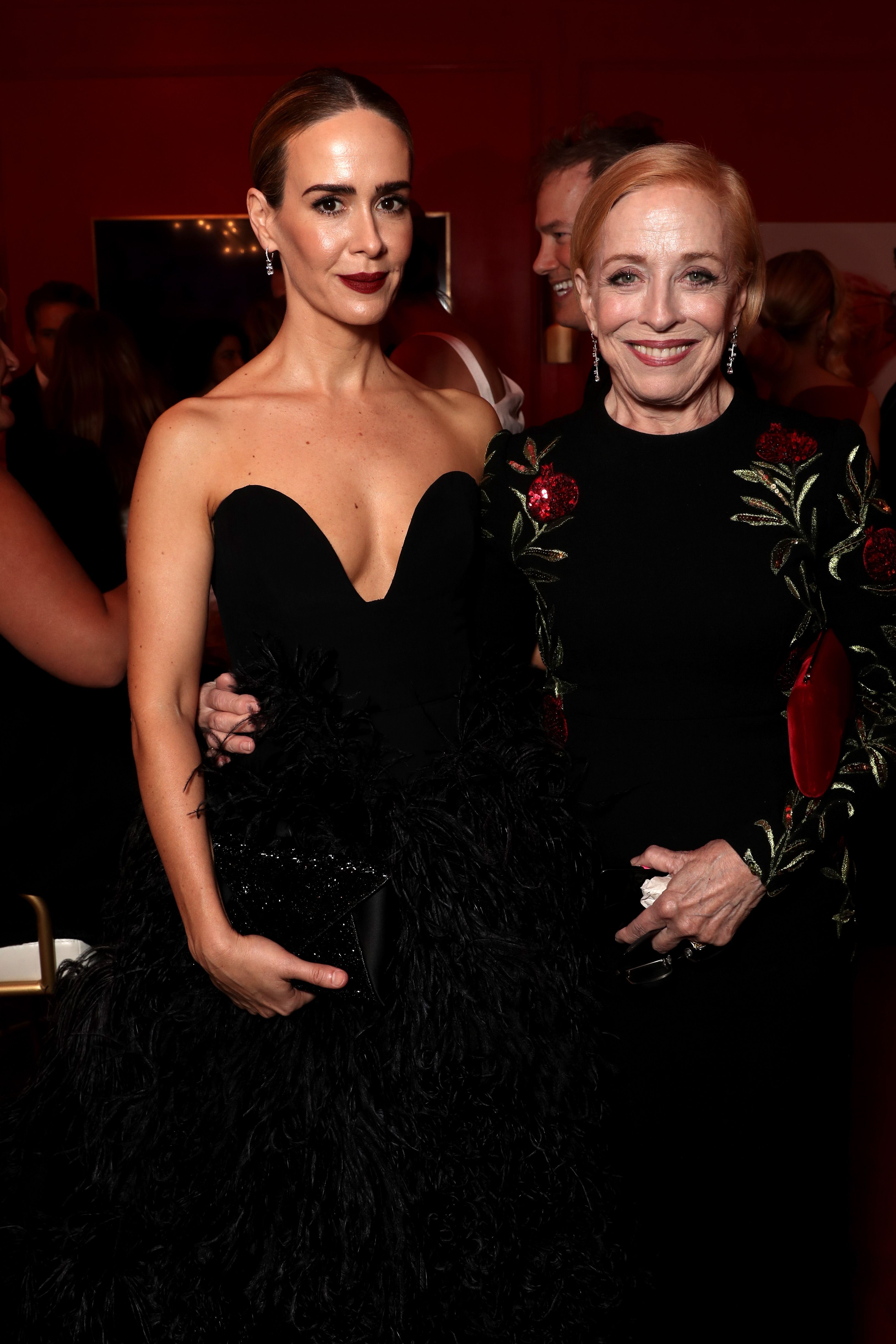 Sarah paulson holland taylor age difference