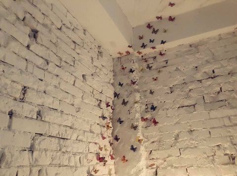 Wall, Ceiling, Room, Architecture, Material property, Tree, Interior design, Brick, Plaster, Plant, 
