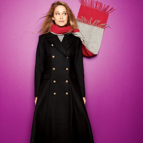 Пальто 2024 г. Ralph Lauren пальто женское красное. Вечернее платье- пальто 2024. Готовые образы 2024 пальто женская одежда. Осенние пальто 2023 фото.