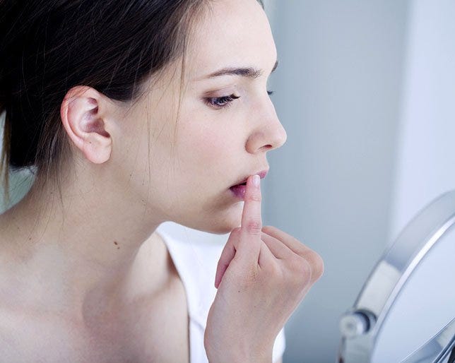 cold-sore-facts-1507039922.jpg?crop=1xw:0.626xh;center,top&resize=1200:*