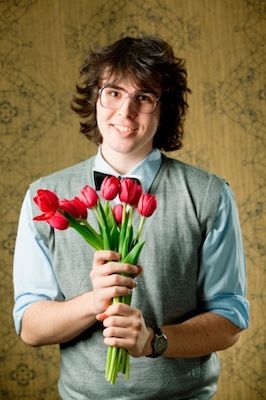 dating bring flowers)