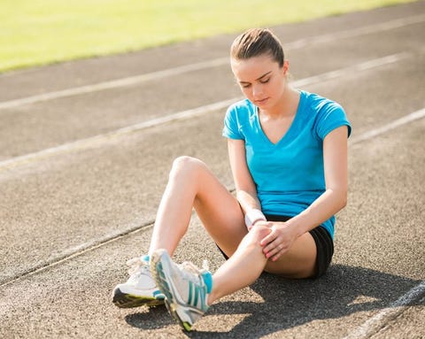 How to Tell if You're Actually Hurt—Or Just Sore—from Working Out