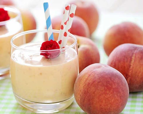 10 Peach Smoothies that are PERFECT for Summer