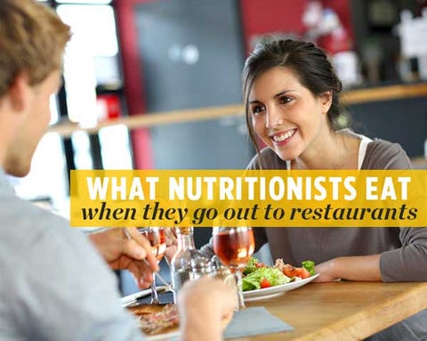 What Nutritionists Eat When They Go Out To Restaurants Image