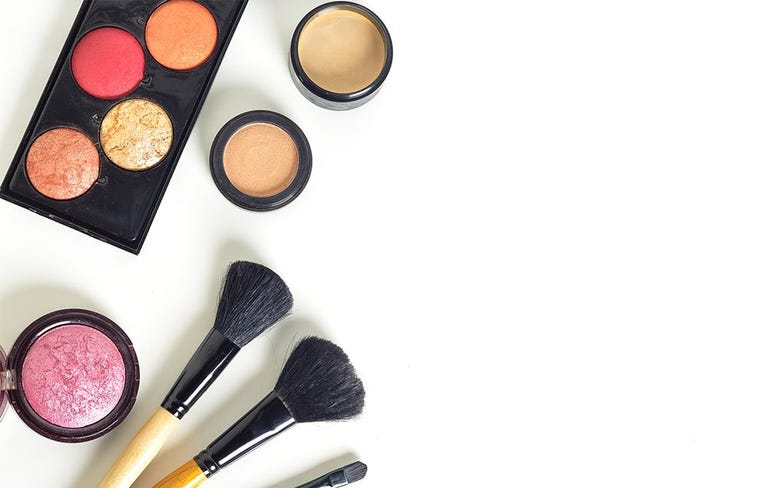 How To Apply Makeup: The Correct Order For Every Product 