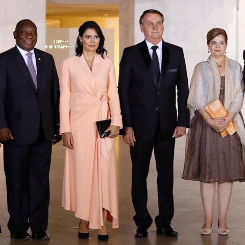 ブラジルのボルソナロ大統領夫人 ミシェル ボルソナロの美麗なるご公務ファッション
