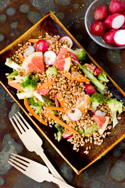 Ensalada con espárragos y brécol ensalada con espárragos y brécol