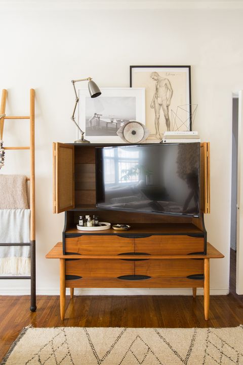 12 Clever Hidden Tv Ideas How To Hide A Tv According To