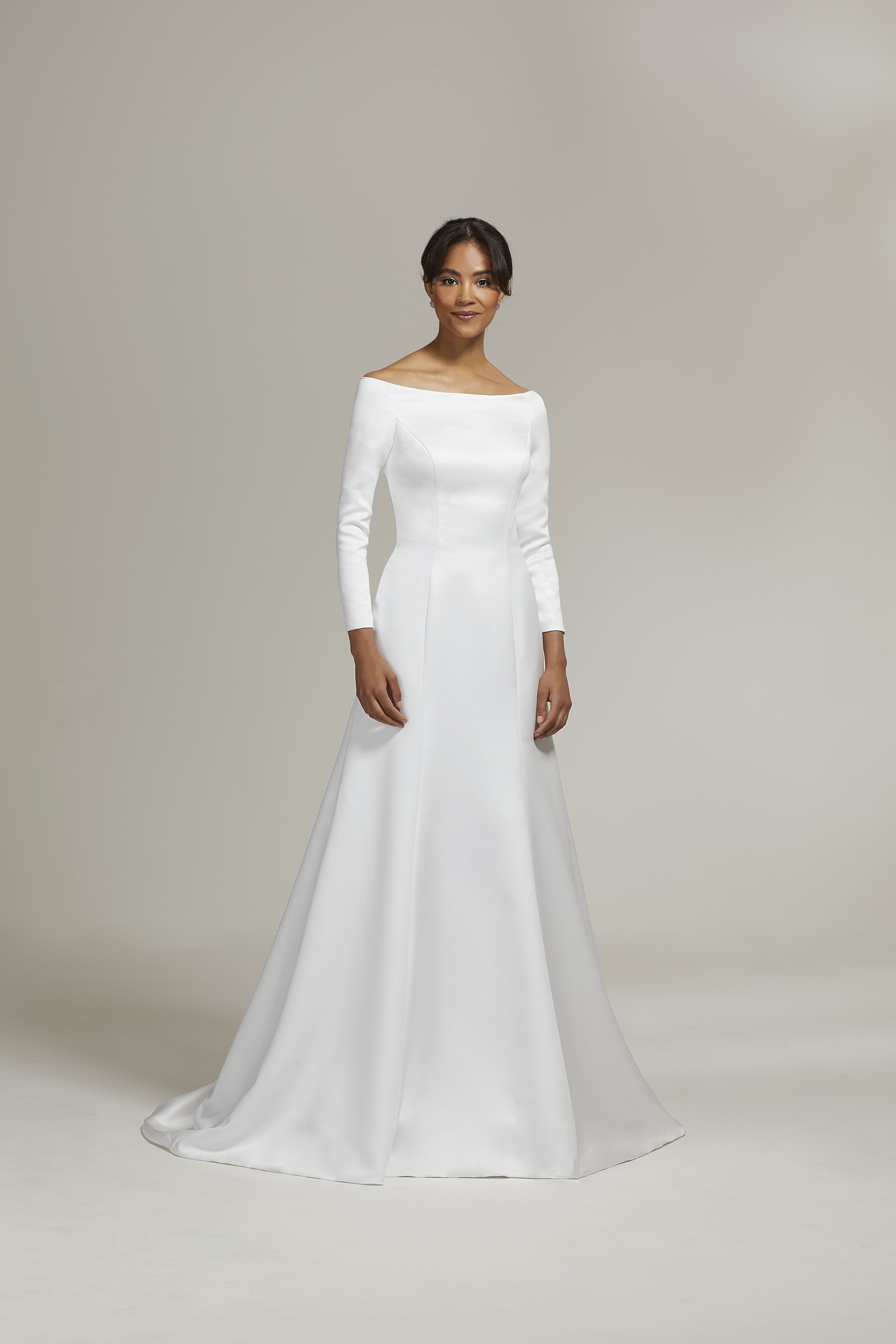 markle wedding gown