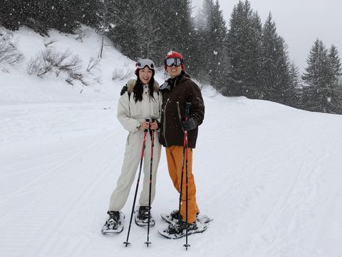 Snow, Winter, Ski, Ski pole, Ski Equipment, Footwear, Recreation, Snowshoe, Skiing, Ski mountaineering, 