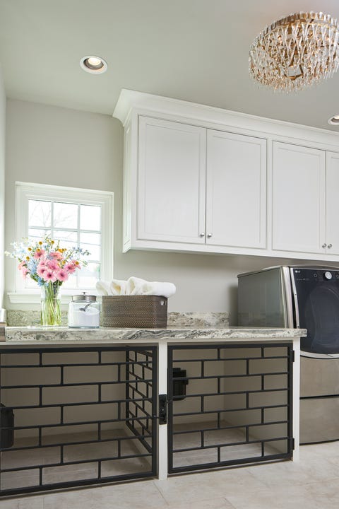 Furniture, Room, Countertop, Kitchen, Cabinetry, Interior design, Property, Tile, Floor, Home,