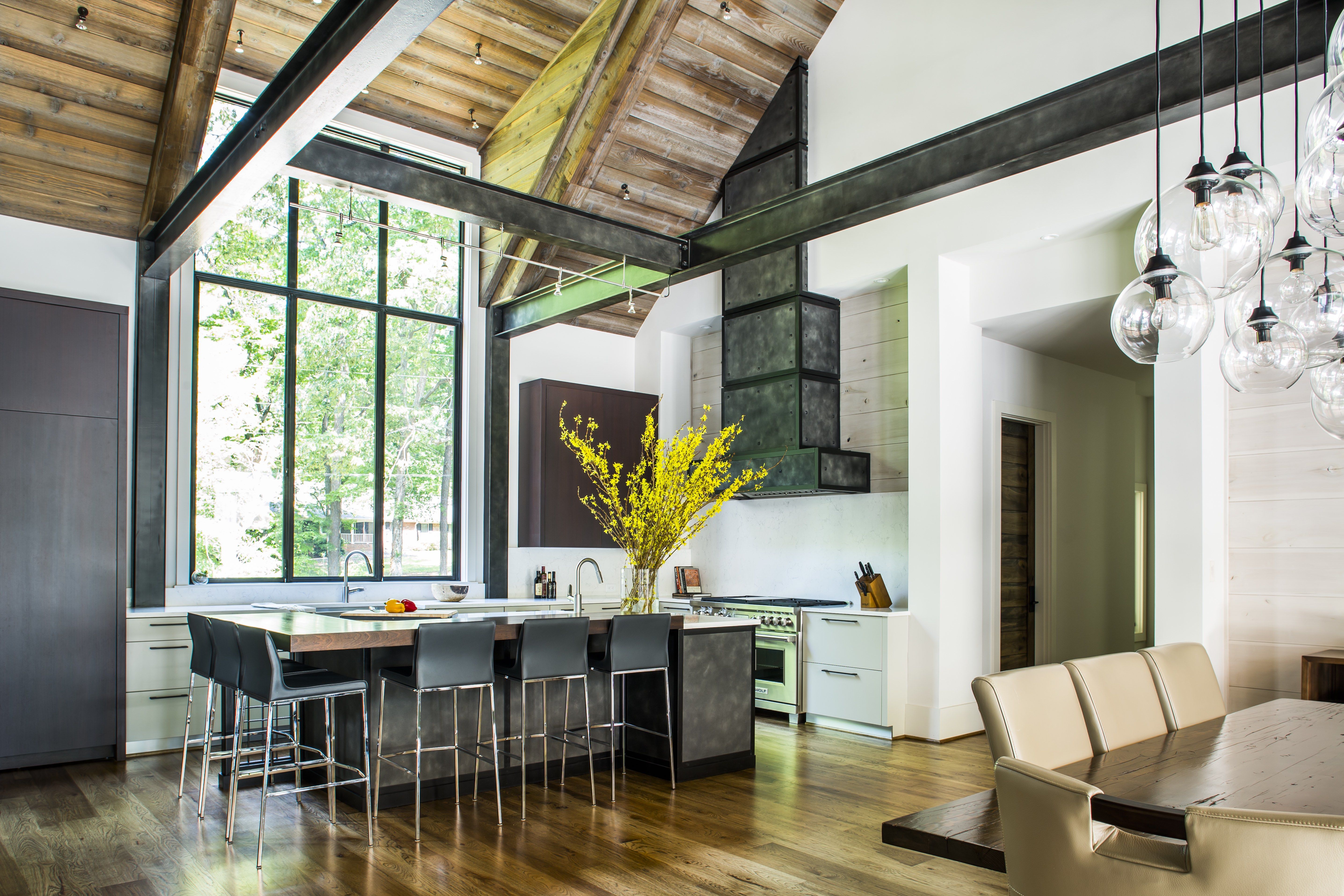 Kitchen Design Vaulted Ceiling : Photos Hgtv - The island in the middle