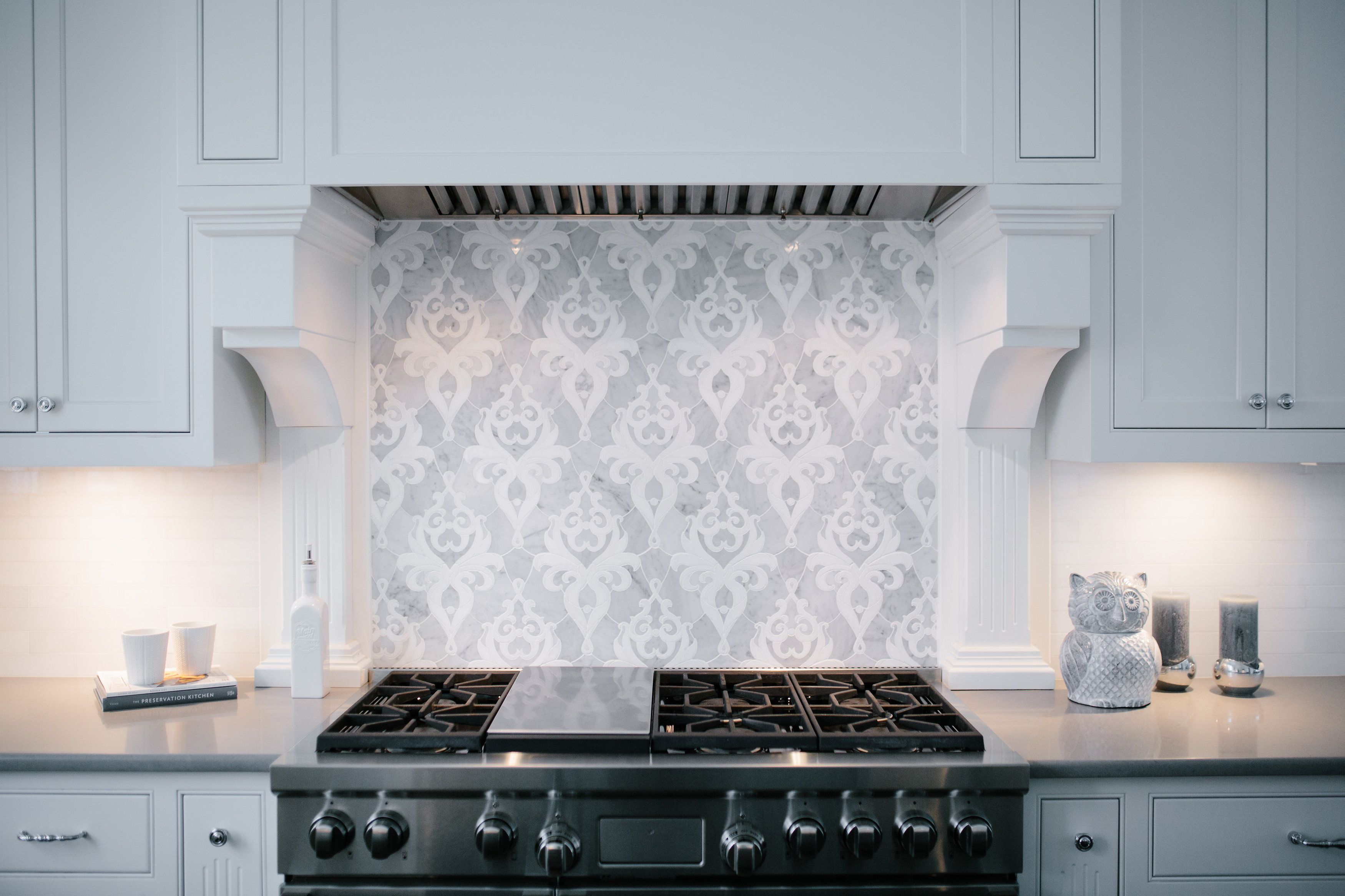 18 Stylish Range Hoods   Ideas for Kitchen Hoods for Ovens