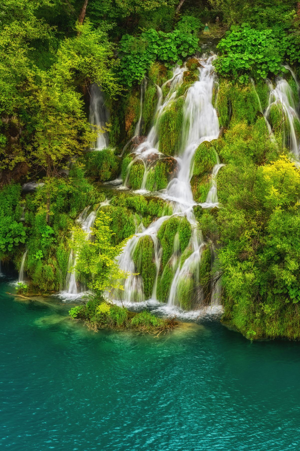 死ぬまでに見ておきたい 世界で最 美しい10の滝 Elle Decor エル デコ