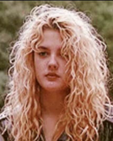 50 Memorable Beauty Looks from Your Favorite '90s Movies 50 Memorable Beauty Looks from Your Favorite '90s Movies