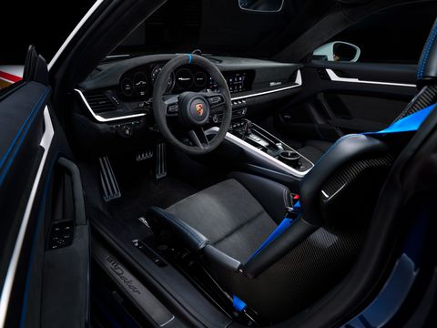 2023 porsche 911 dakar rallye design package