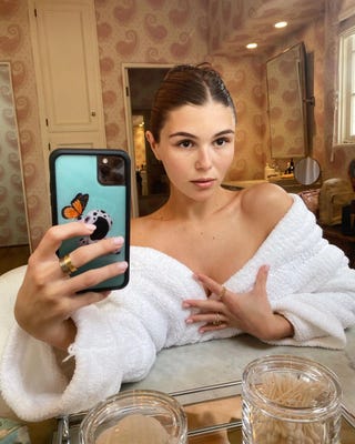 24 Shockingly Naked Wedding Looks You Wont Believe 