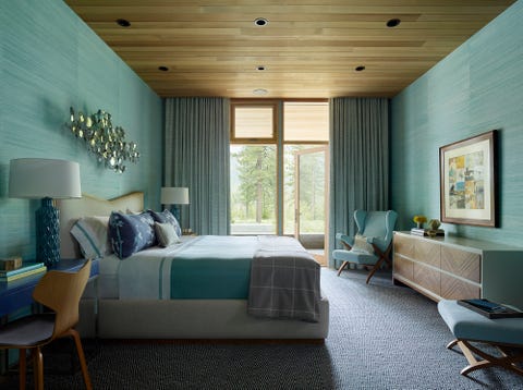 Captivating Bedrooms With Wood Ceilings