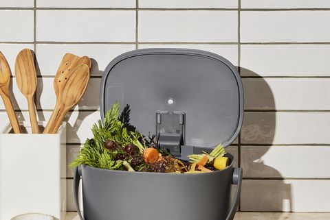 five two down to earth compost bin