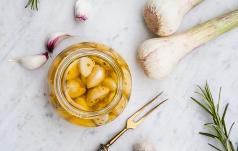 garlic in oil