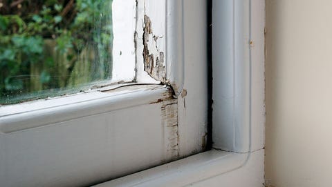 cracks in window sill