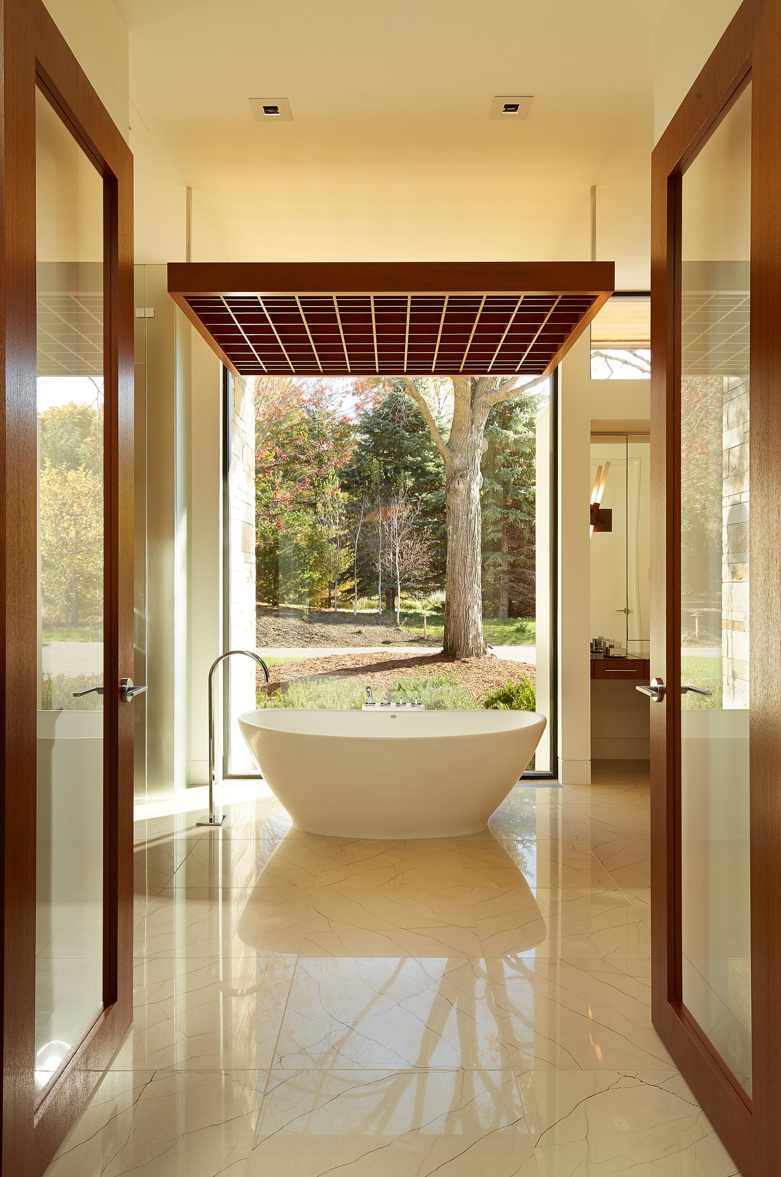 30 Perfect Bathrooms With Luxurious