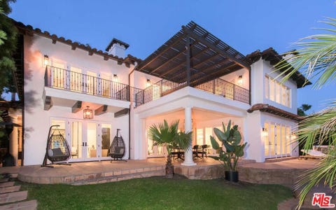 Justin Bieber And Hailey Baldwins La Home Is Selling For