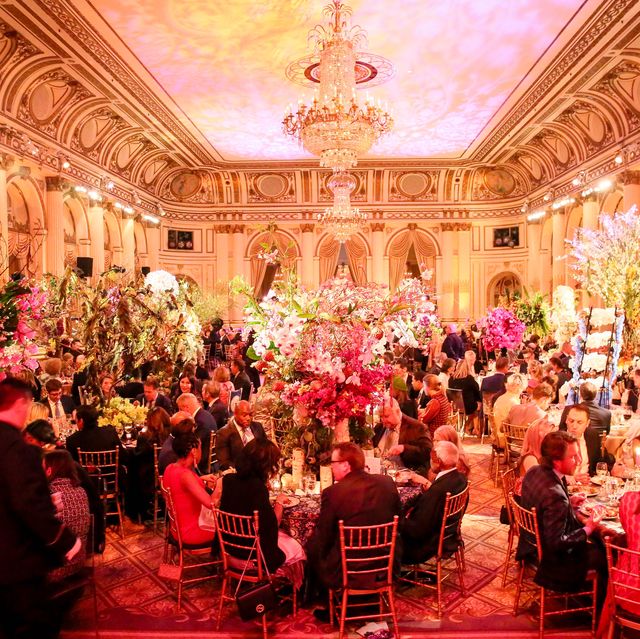 Veranda Celebrates The 2020 Orchid Dinner With The Nybg