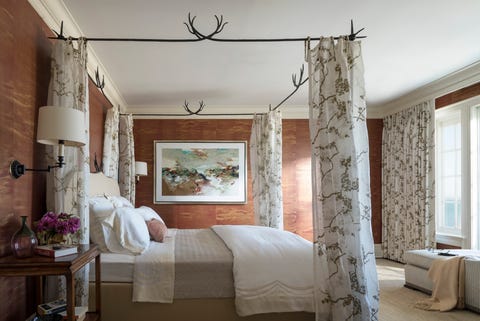 Bed, Bedroom, Furniture, Room, Interior design, Canopy bed, Bed frame, Curtain, Property, Wall, Furniture