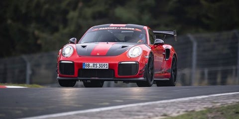 ポルシェ 911 Gt2 Rs Mr が公道車最速記録を樹立 ニュルブルクリンク