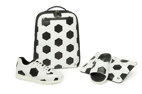 Footwear, Pattern, Design, Shoe, Games, Recreation, Polka dot, Black-and-white, Boot, 