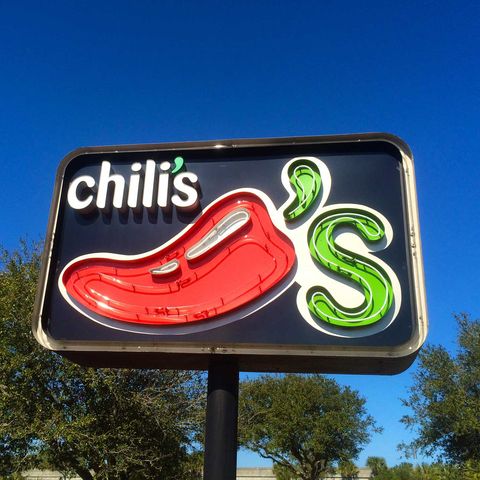 chilis sign