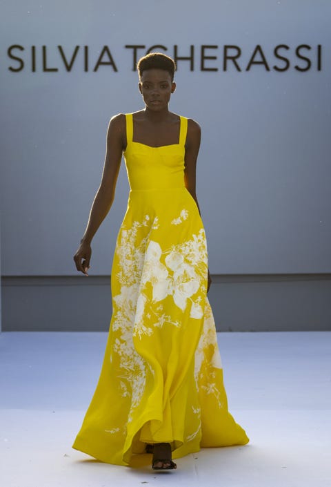 silvia tcherassi spring 2022 runway show