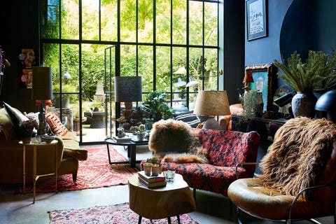 Adopt Maximalist Approach in This Minimalistic Period