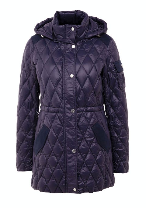 Moda de invierno para combatir el frío: abrigos, bufandas, gorros, guantes, botas...