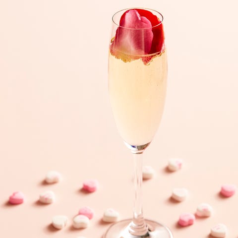 Drink, Pink, Food, Smoothie, Alcoholic beverage, Champagne stemware, Rose, Milkshake, Dessert, Wine glass, Drink, Pink, Food, Smoothie, Alcoholic beverage, Champagne stemware, Rose, Milkshake, Dessert, Wine glass,
