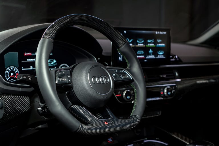 abt-audi-rs5-sonoma-green-steering-wheel