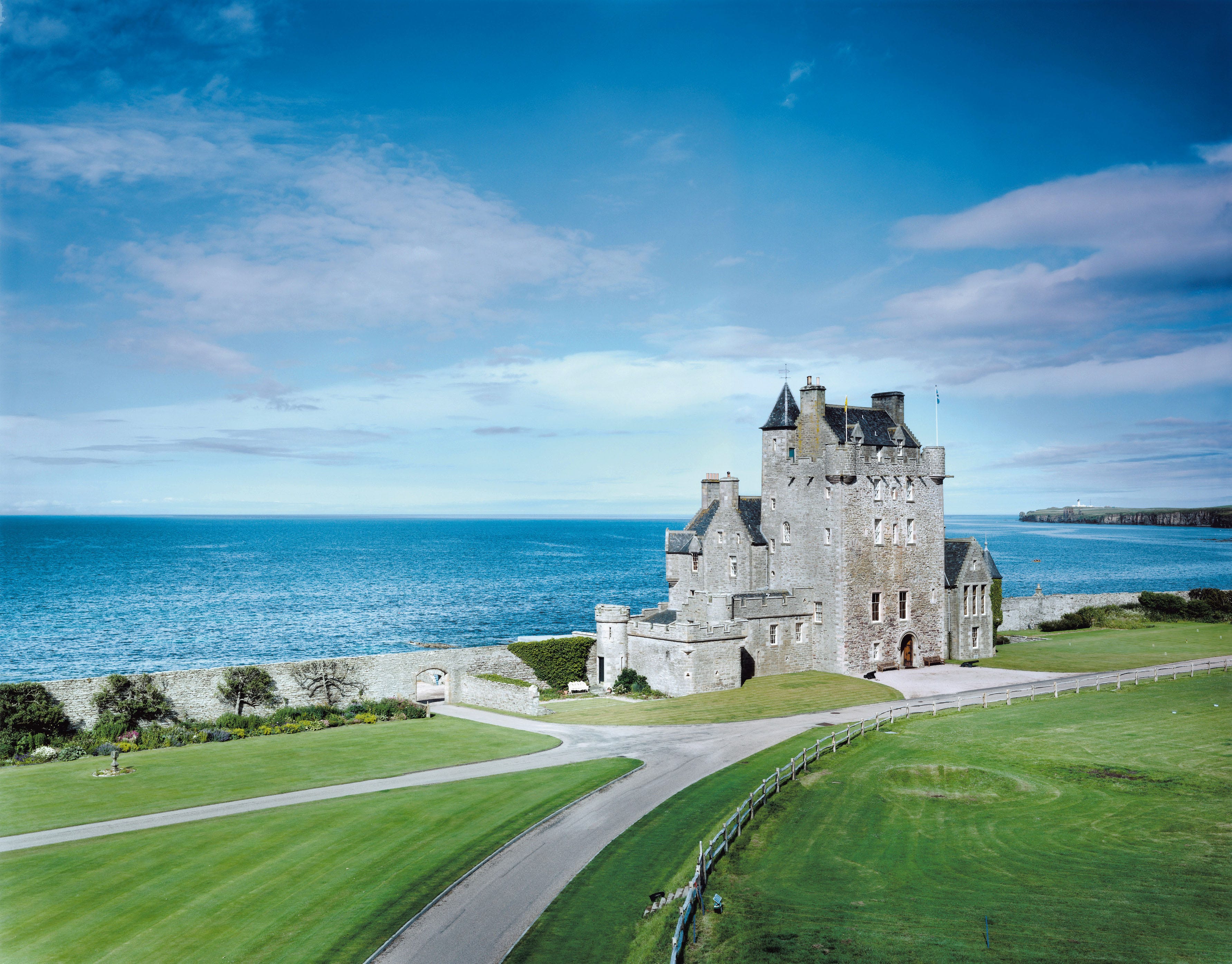 scotland castle