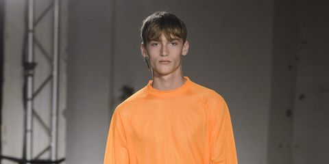 Orange, Fashion, Shoulder, Yellow, T-shirt, Human, Neck, Model, 