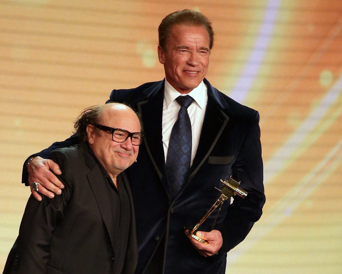 Arnold Schwarzenegger Details Danny Devito Prank On Twins Set