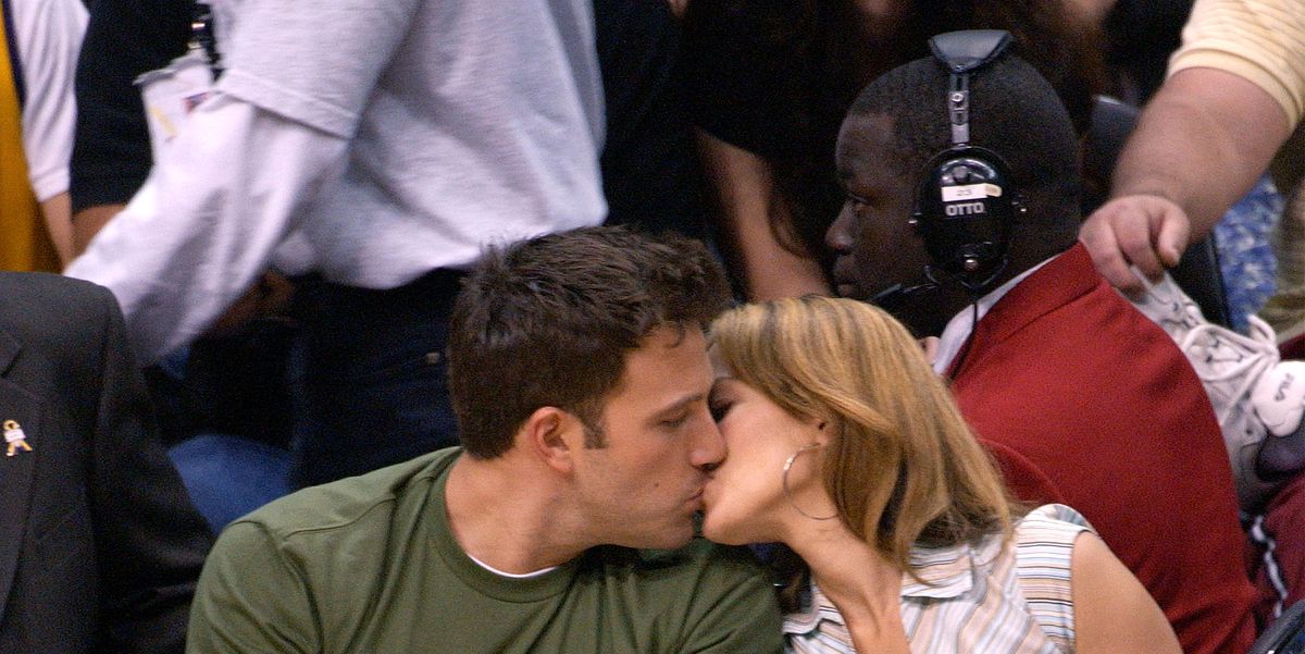 Jennifer Lopez And Ben Affleck Were Filmed Kissing During ...
