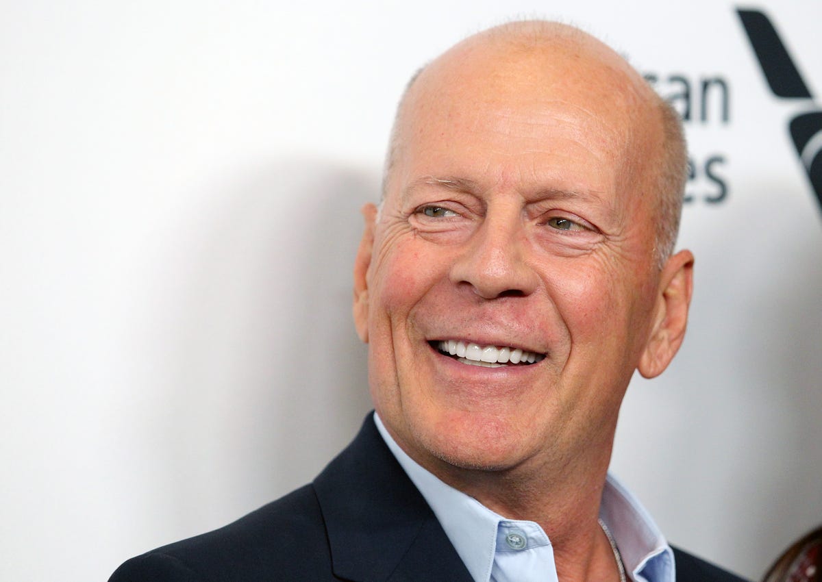 Bruce Willis’s family explodes against the harassment of the paparazzi: “Please, leave him alone”