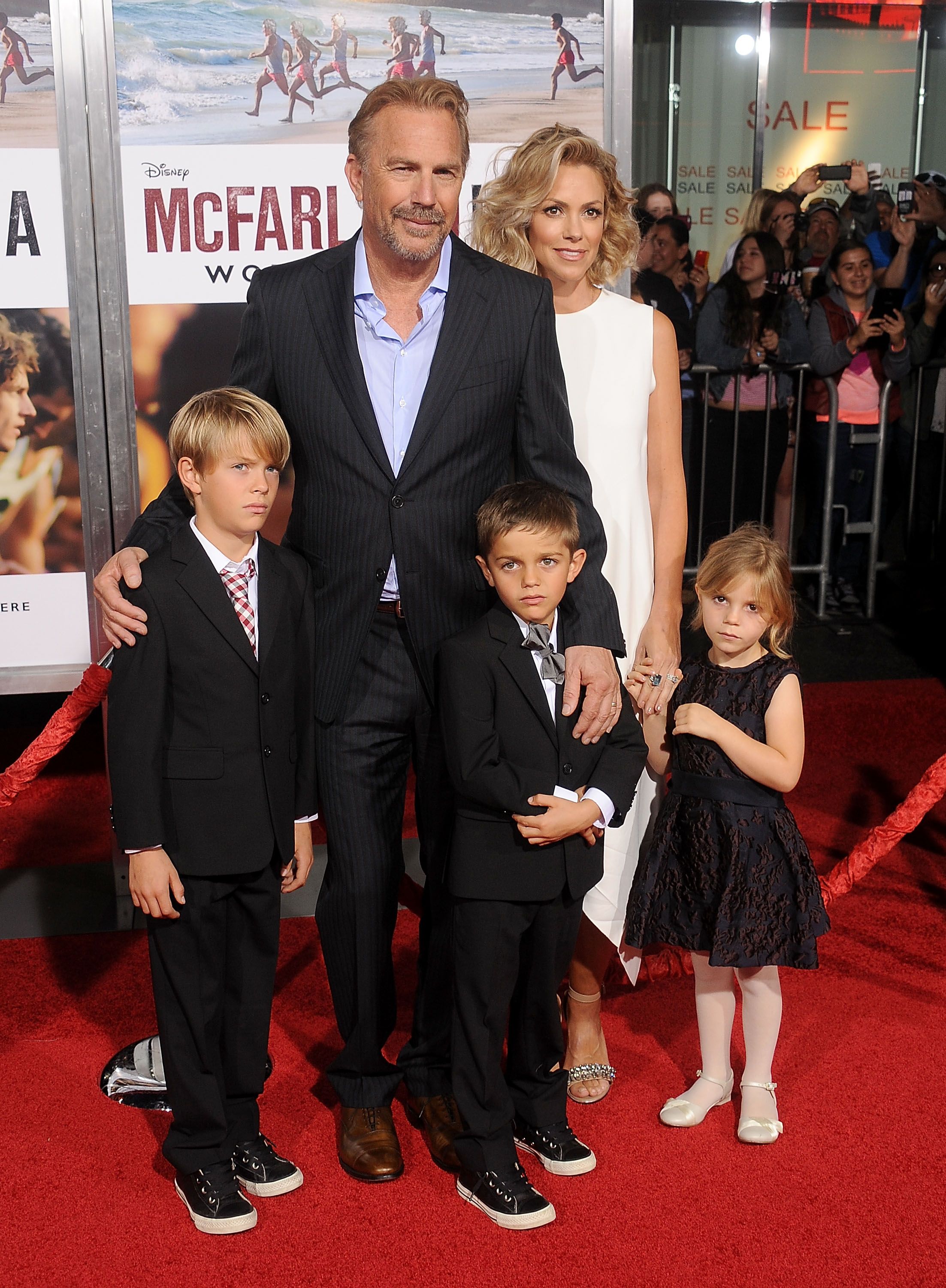 What To Know About Kevin Costner's Wife And Family - Inside The ...